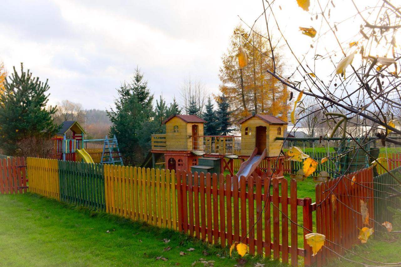 Stanica Pod Zadzierna Domki Caloroczne Lubawka Exterior photo