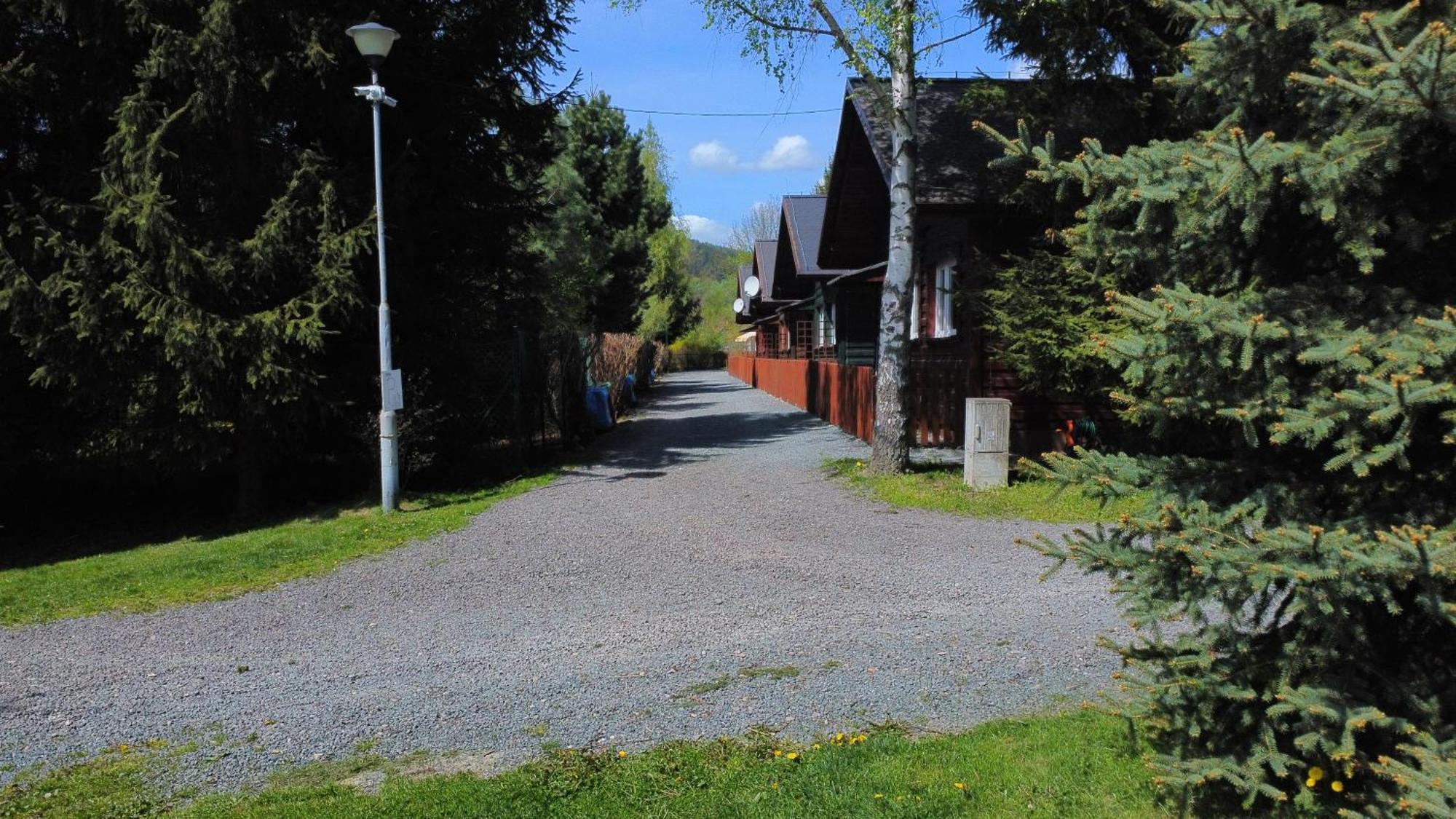 Stanica Pod Zadzierna Domki Caloroczne Lubawka Exterior photo